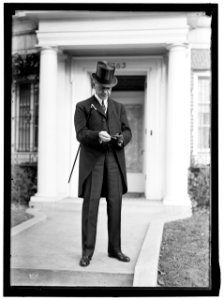 PITNEY, MAHLON H. ASSOCIATE JUSTICE, U.S. SUPREME COURT, 1912-1922 LCCN2016865191