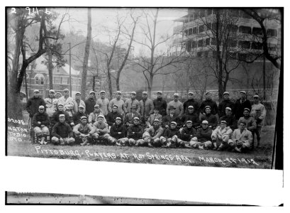 Pittsburgh (NL) players at Hot Springs, Ark. March 22, 1912 LCCN2014690360