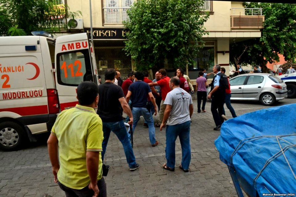 PKK attack in Diyarbakır (1)