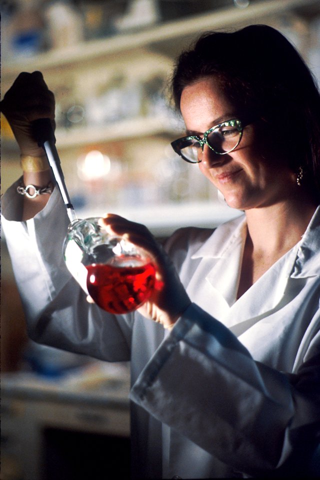 Pipetting culture media