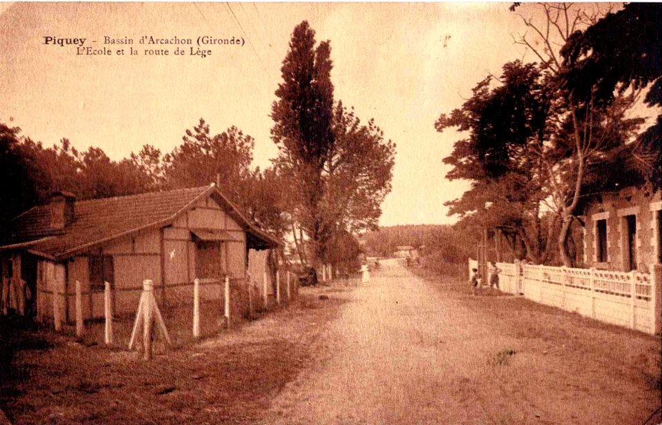 Piquey - route de Lège