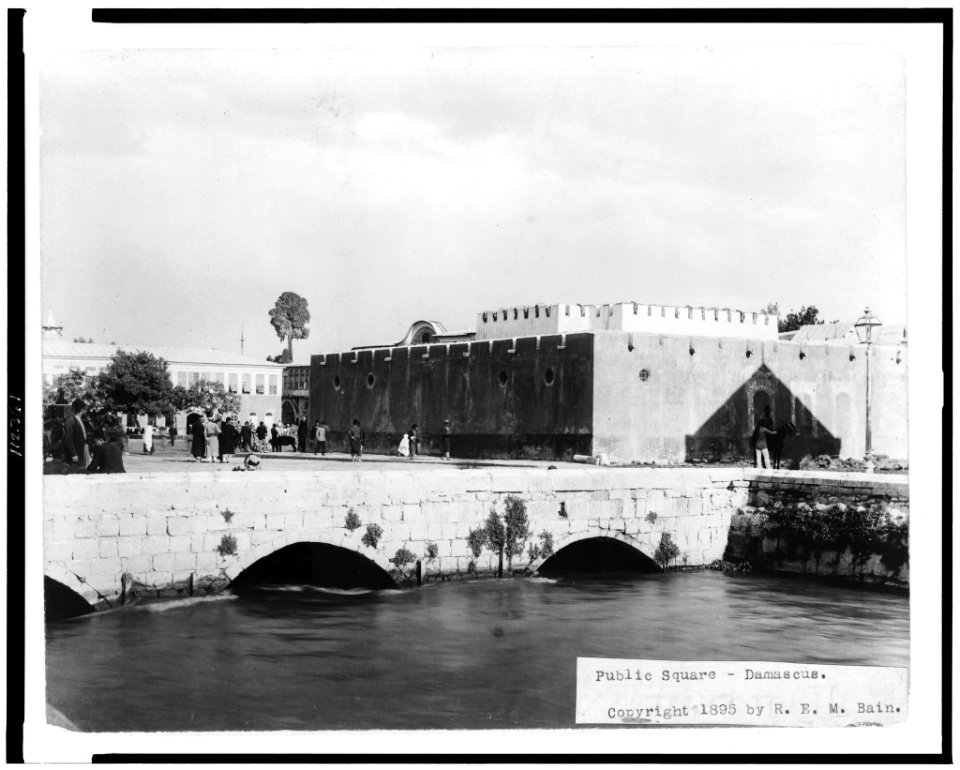 Public Square, Damascus LCCN94513880