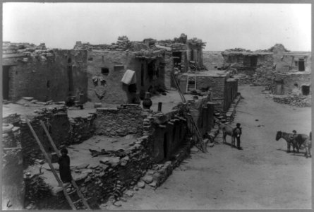 Pueblo Indian settlements in Arizona- Street scene in Mishongnovi - Second Mesa LCCN2002718415