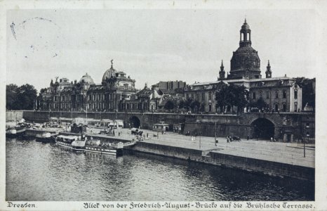 PK 008077 Blick von der Friedrich-August-Brücke auf die Brühlsche Terrasse, Dresden