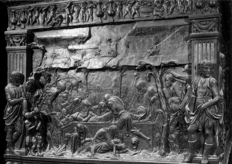 Pulpito della passione, sepoltura