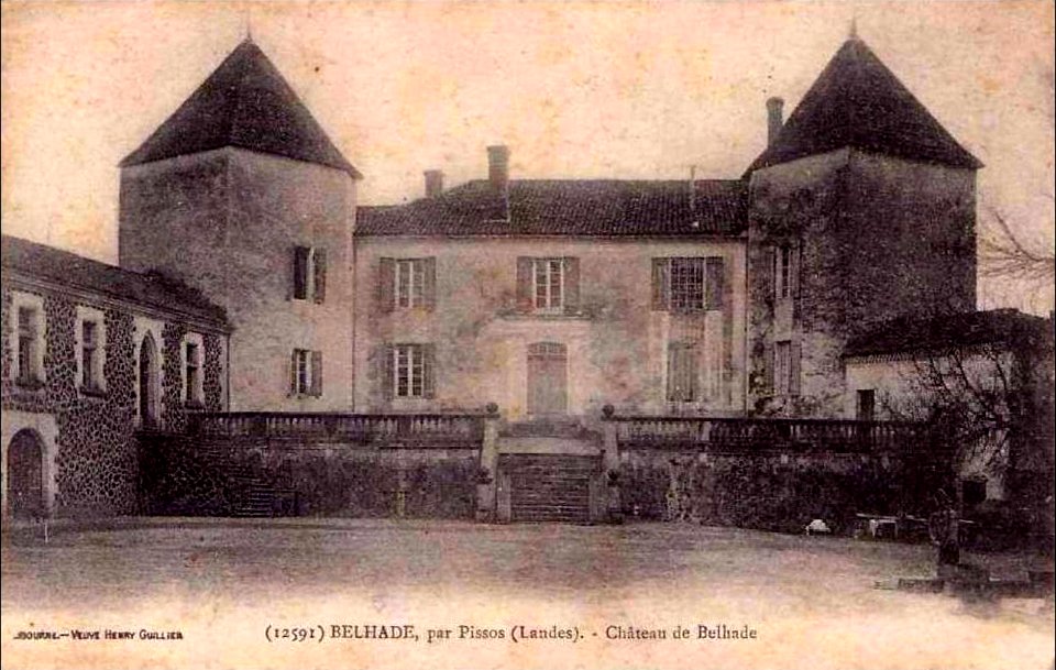 Pissos (Landes) - château de Belhade 2