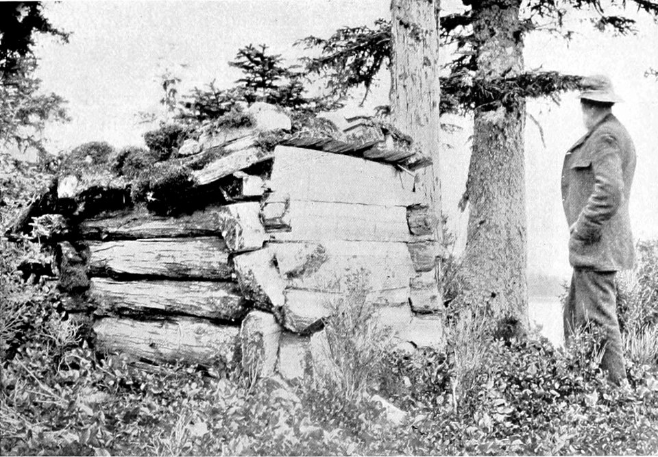 PSM V53 D181 Tlingit shaman grave on duke island