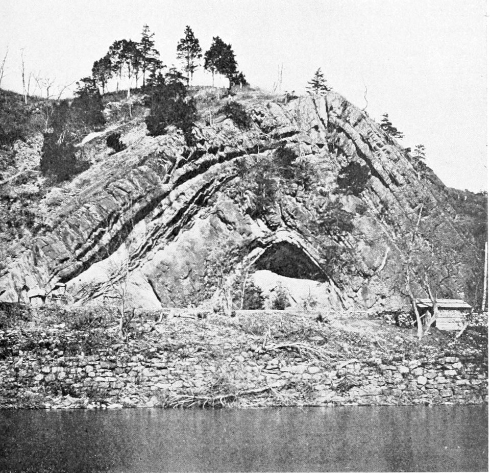 PSM V54 D489 Mountain rock showing rock folding