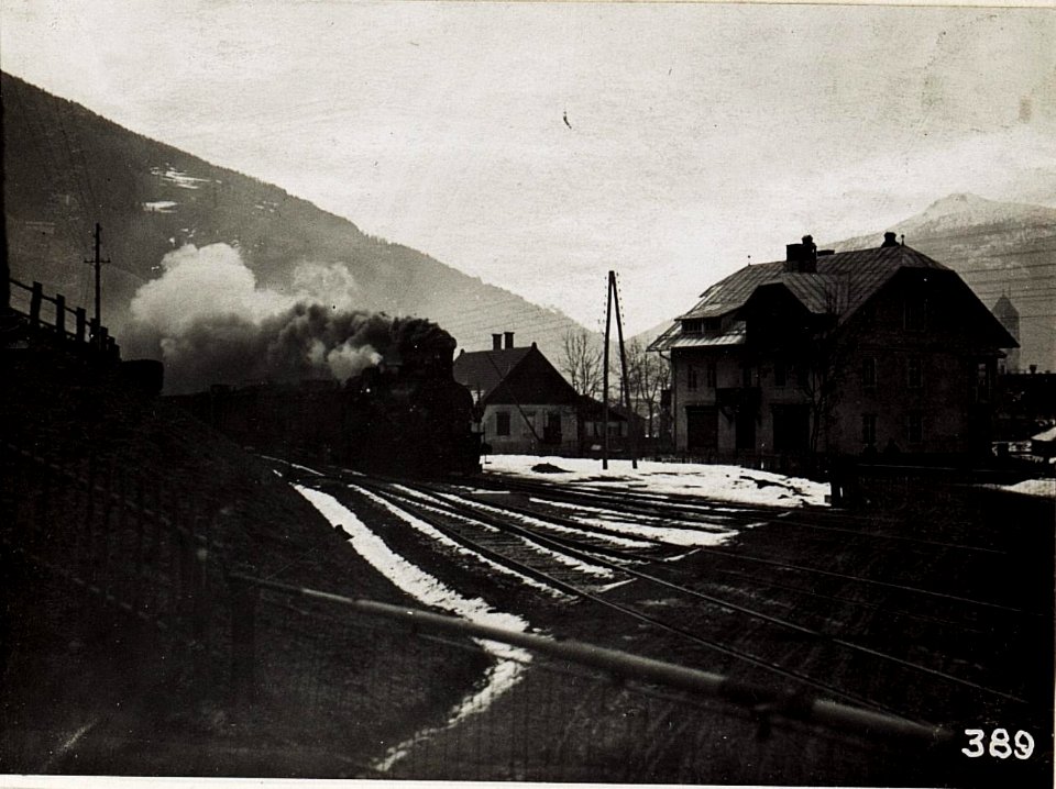 Pustertal, Bahnübergang bei Innichen. (BildID 15580330)