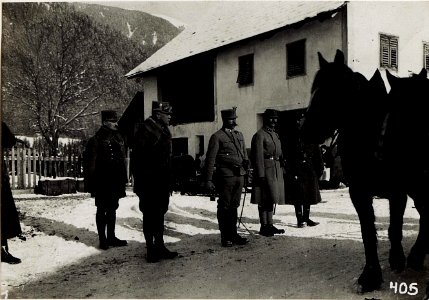 Pustertal, Standschützenbaon Bregenz in Welsberg. Defilierung. (BildID 15580428)
