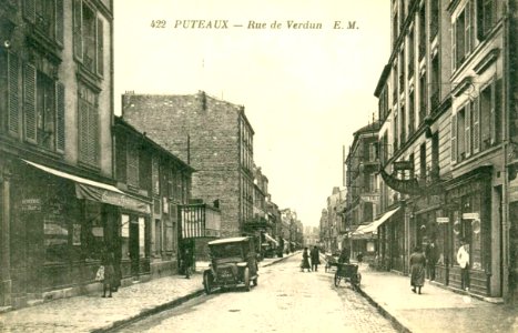 Puteaux.Rue de Verdun
