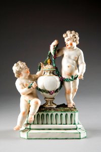 Putti med urna. Ludvigsburg. Tyskland - Hallwylska museet - 87075