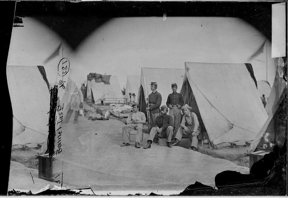 Pvt. James P. Bonnett, group - NARA - 529632