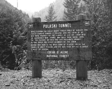 Pulaski Tunnel sign, 1960