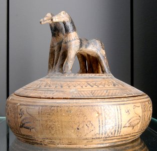 Pyxis horses Louvre CA7029