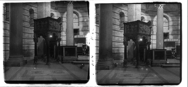 Pulpit in the Baptistry of Pisa