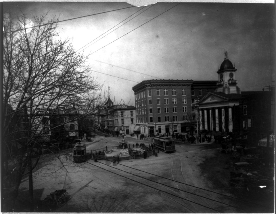 Public square, Chambersburg, Pa. LCCN2013646442