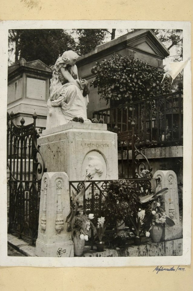 Père-Lachaise - Division 11 - Frederic Chopin - 1939