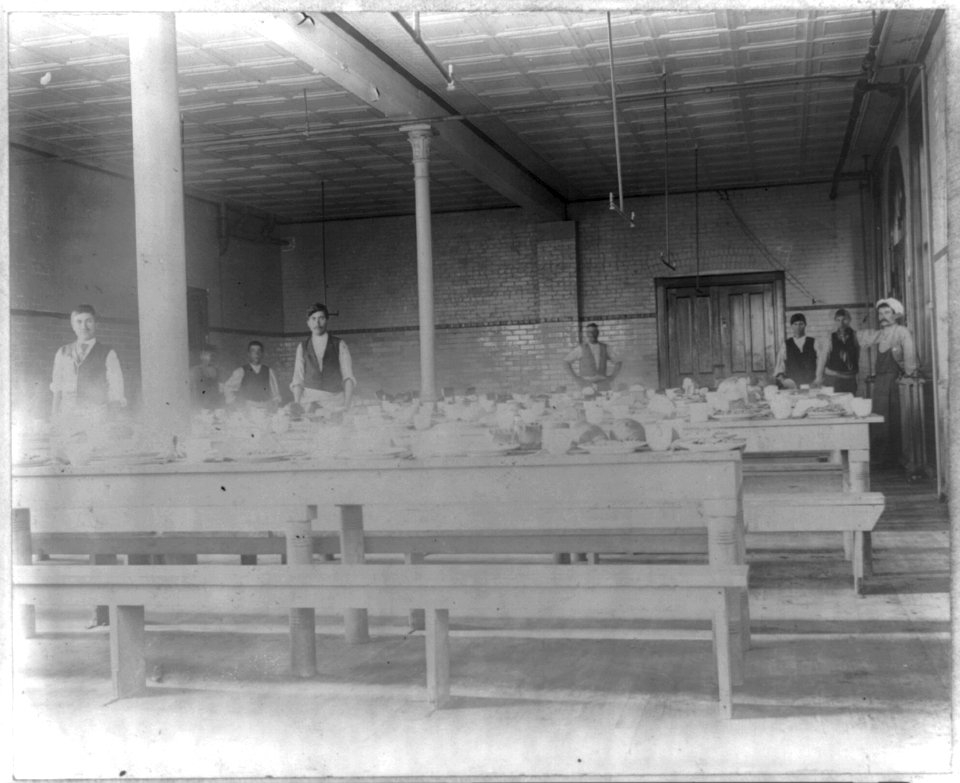 Quarantine station, Hoffman Island, NYC- dining room ready for serving meal LCCN2016647960