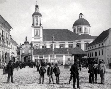 Pöllau, Hauptplatz, Sonntagsszene - 1898
