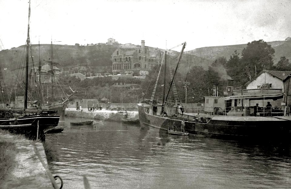 Puerto de Zumaia (1 de 1) - Fondo Car-Kutxa Fototeka