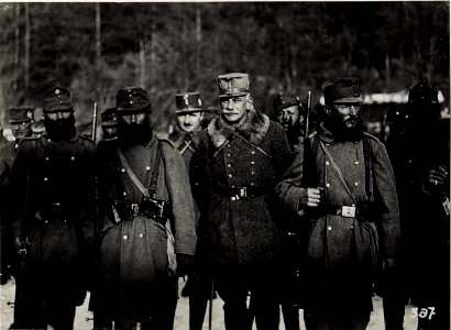 Pustertal, Exzellenz von Roth unter den Standschützen von Passeier. (BildID 15580477)
