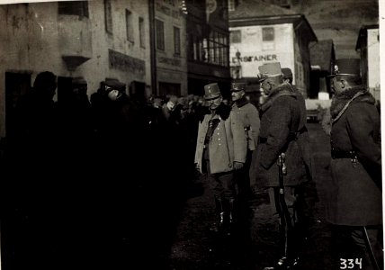 Pustertal, Wiener Bürgermeister mit Generalmajor Englert und Exzellenz von Roth, Innichen, 29.1.1916. (BildID 15580351)