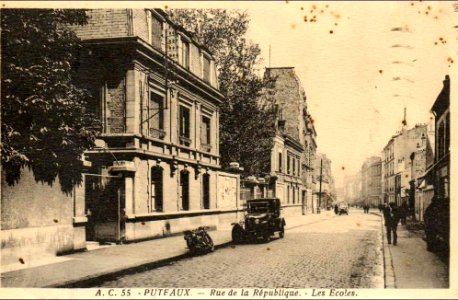 Puteaux.Rue de la République
