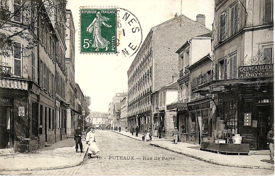 Puteaux.Rue de Paris.Magasins