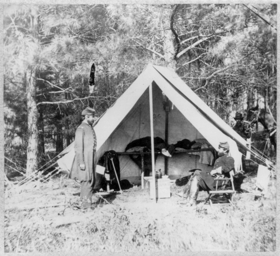Quarters of Dr. Grant and Dr. Dwight in front of Yorktown, Va LCCN2002697953