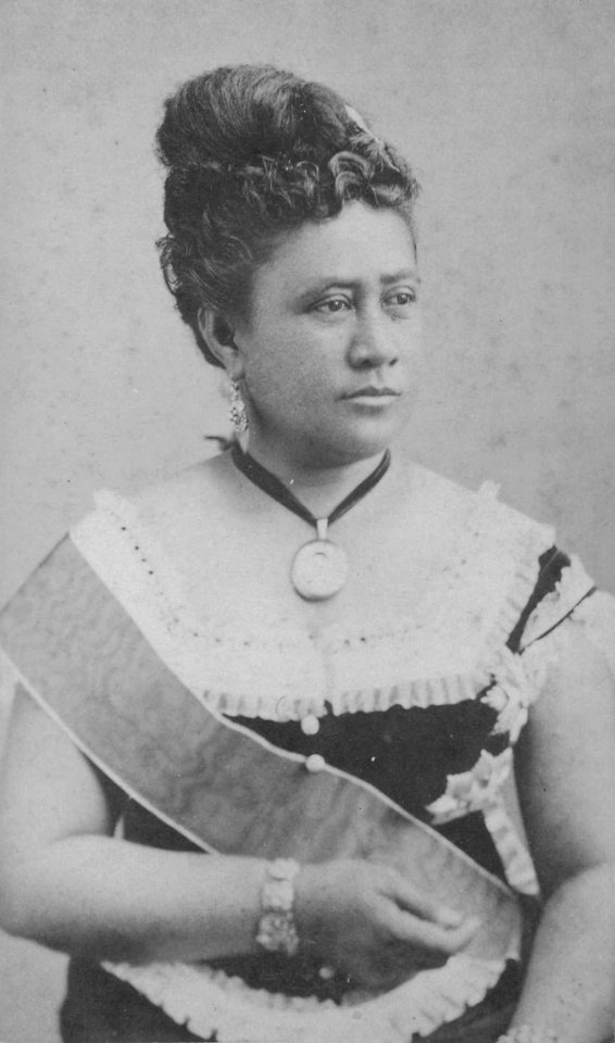 Queen Kapiolani, photograph by A. A. Montano (PPWD-15-7.024)