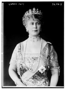 Queen Mary LCCN2014711437