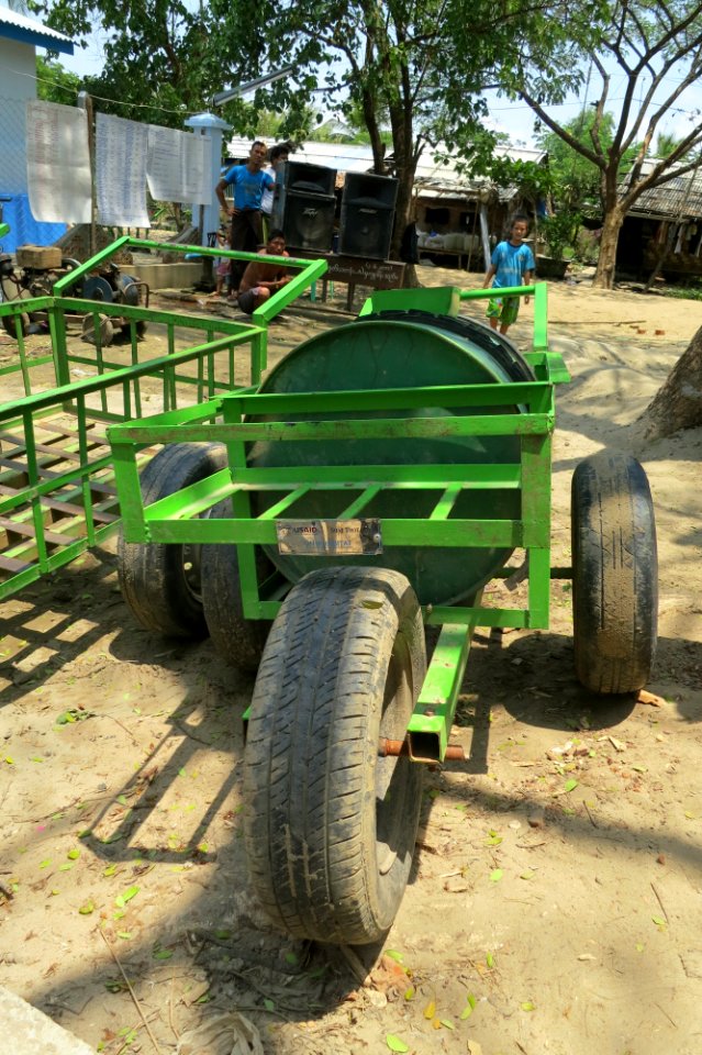 Push-cart-used-to-deliver-water-to-surrounding-homes 8733688861 o
