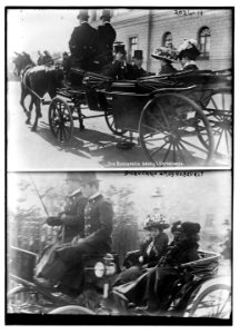 Queen Emma and Mrs. Roosevelt; Top frame- both in a carriage moving away from the photographer.; Bottom frame- carriage moving alongside photographer LCCN2014688138