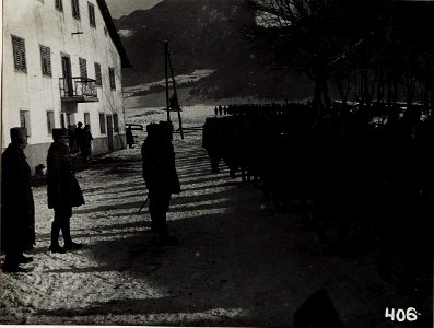 Pustertal, Standschützenbaon Bregenz in Welsberg. Defilierung. (BildID 15580435)