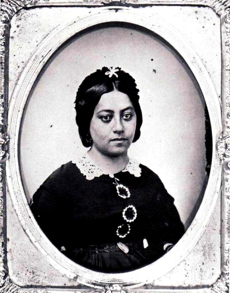 Queen Emma of Hawaii, photograph by Henry L. Chase, c. 1862