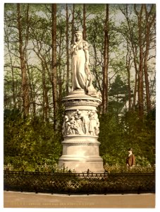 Queen Louise's Memorial, Berlin, Germany-LCCN2002713630