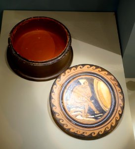 Pyxis, Greek, Apulian, c. 320-300 BC, glazed terracotta with added white - Middlebury College Museum of Art - Middlebury, VT - DSC07946