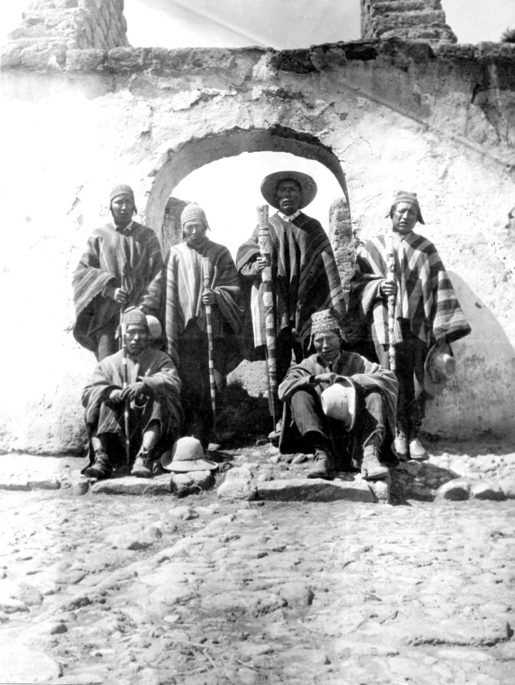 Quichua-hövdingar i Santa Rosa. Sydamerika, Santa Rosa, S-ta Rosa. Peru - SMVK - 002381