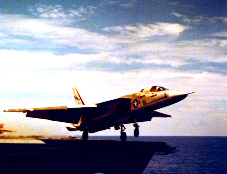 RA-5C Vigilante of RVAH-1 is launched from USS Enterprise (CVN-65) in the Pacific Ocean, 19 October 1976 (428-GX-KN-25695)