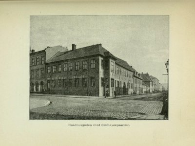 Raadhusgaden med Calmeyergaarden. - Gamle Christiania-Billeder (1893) - 0103.1 photo