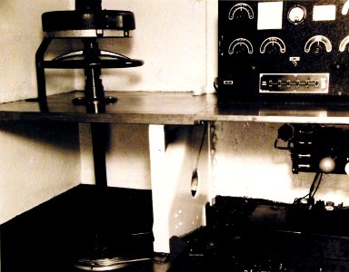 Radio direction finder station aboard USS Saratoga (CV-3), in 1932 (80-G-88932)