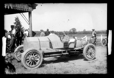 Racing car, c. 1915 LCCN2016850936