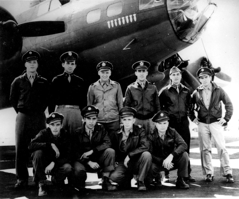 RAF Bury St Edmunds - Axis Hot Foot Crew Photo, 333rd Bomb Squadron, 94th Bombardment Group, RAF Bury St Edmunds