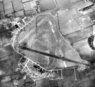 RAF Cheddington - 3 March 1944 Airphoto