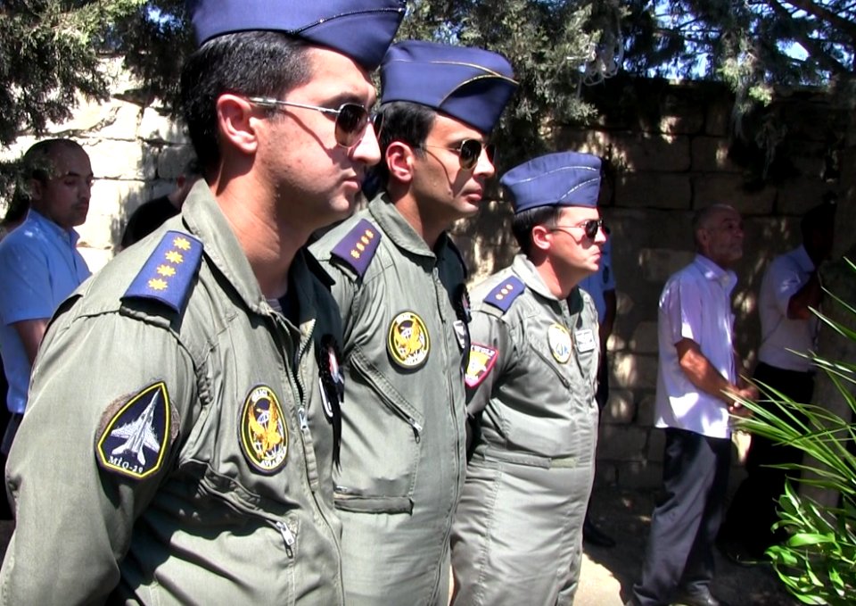Qəzaya uğrayan hərbi təyyarənin qara qutusu Azərbaycanda tədqiq ediləcək 5