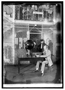 Radio in the jail LCCN2016846669