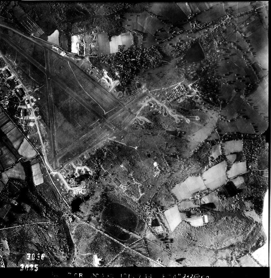 RAF Aldermaston - 10 November 1944 3035