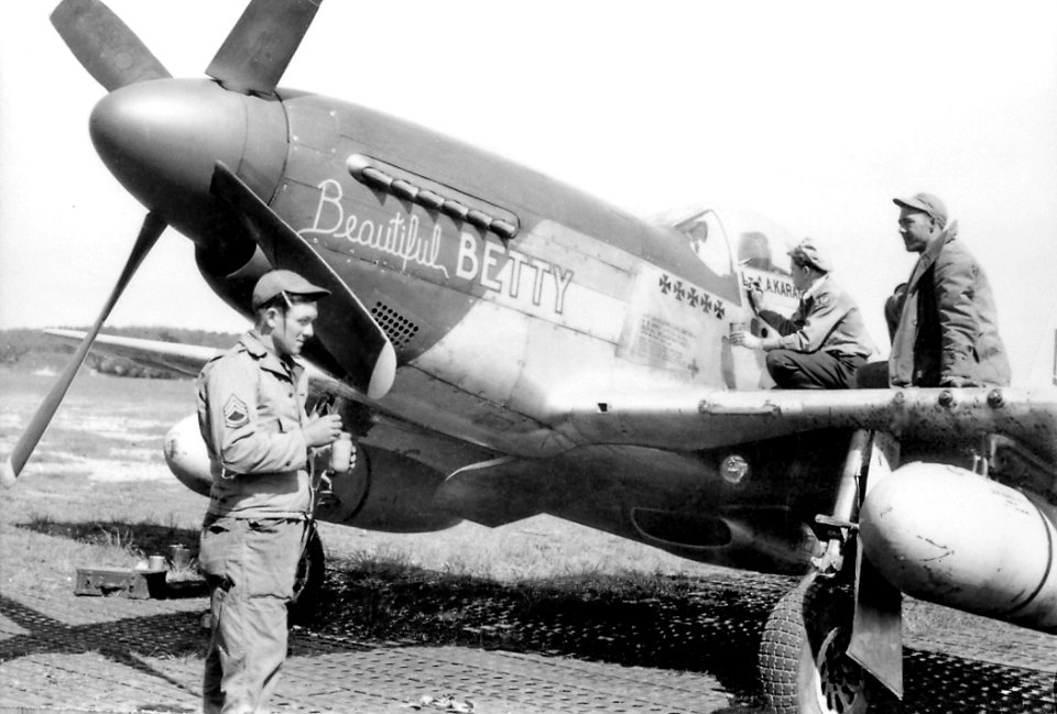 RAF Bodney - 352d Fighter Group - P-51D Mustang 44-14877