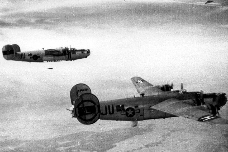 RAF Bungay - 446th Bombardment Group - Hamburg Raid